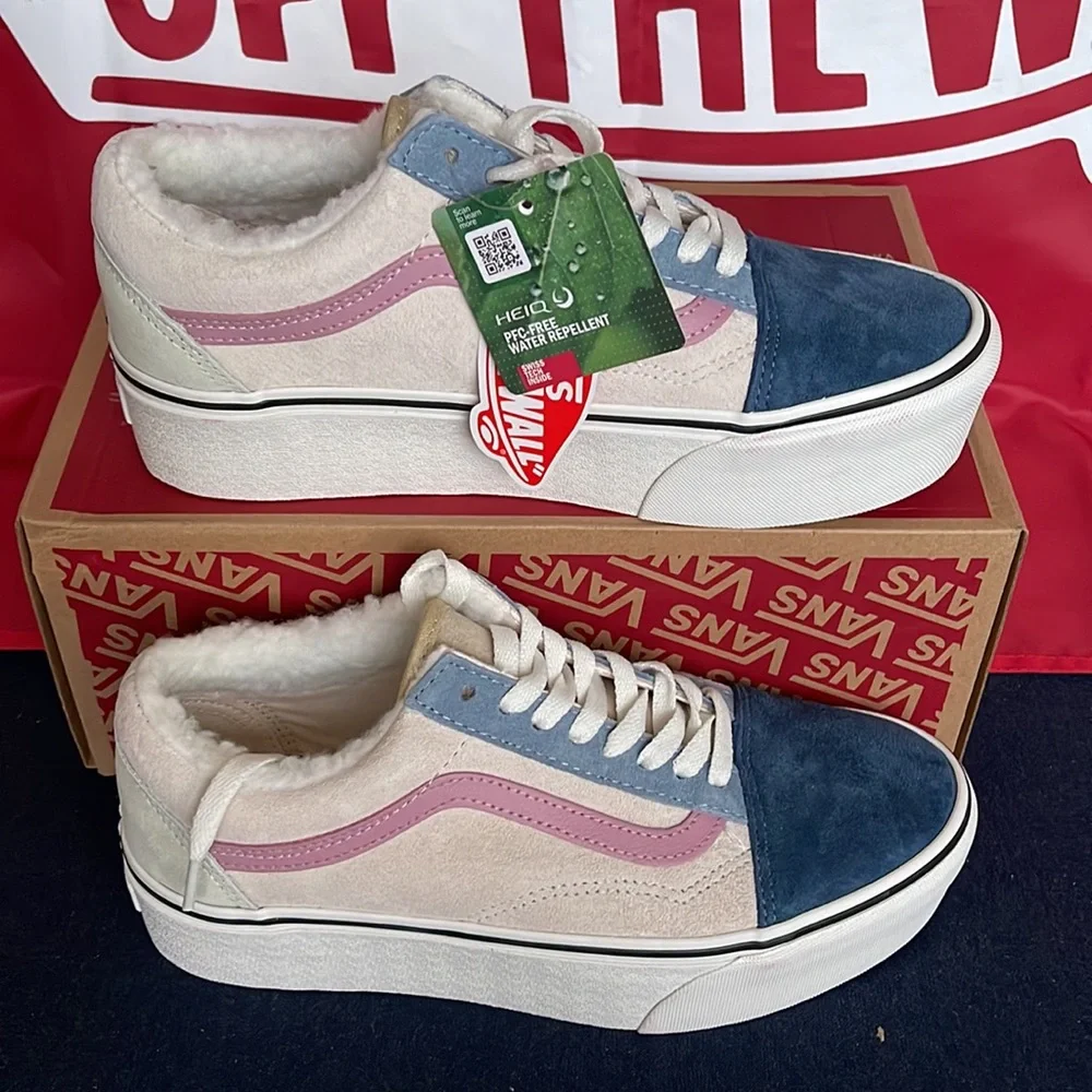 Vans Old Skool Stacked
Pig Suede/Sherpa Multi Co
VNOA7Q5MMUL
WMNS Platforms - Picture 2 of 16